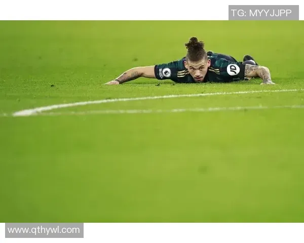 篮球——NBA常规赛：勇士胜黄蜂