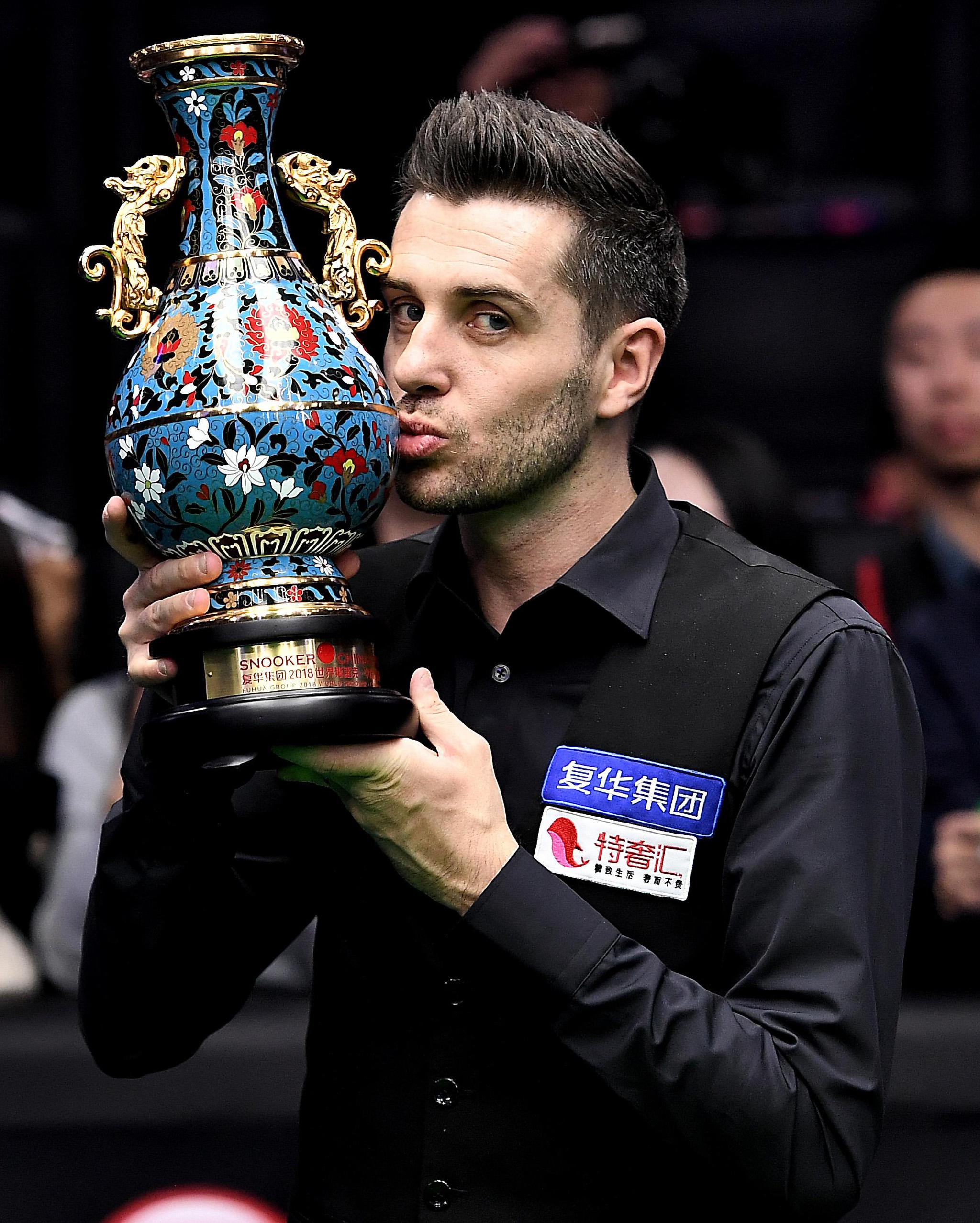 更加激烈的 更加激烈的